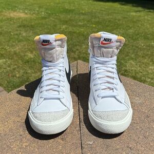 Nike Blazer Mid ‘77 Sneaker Women
